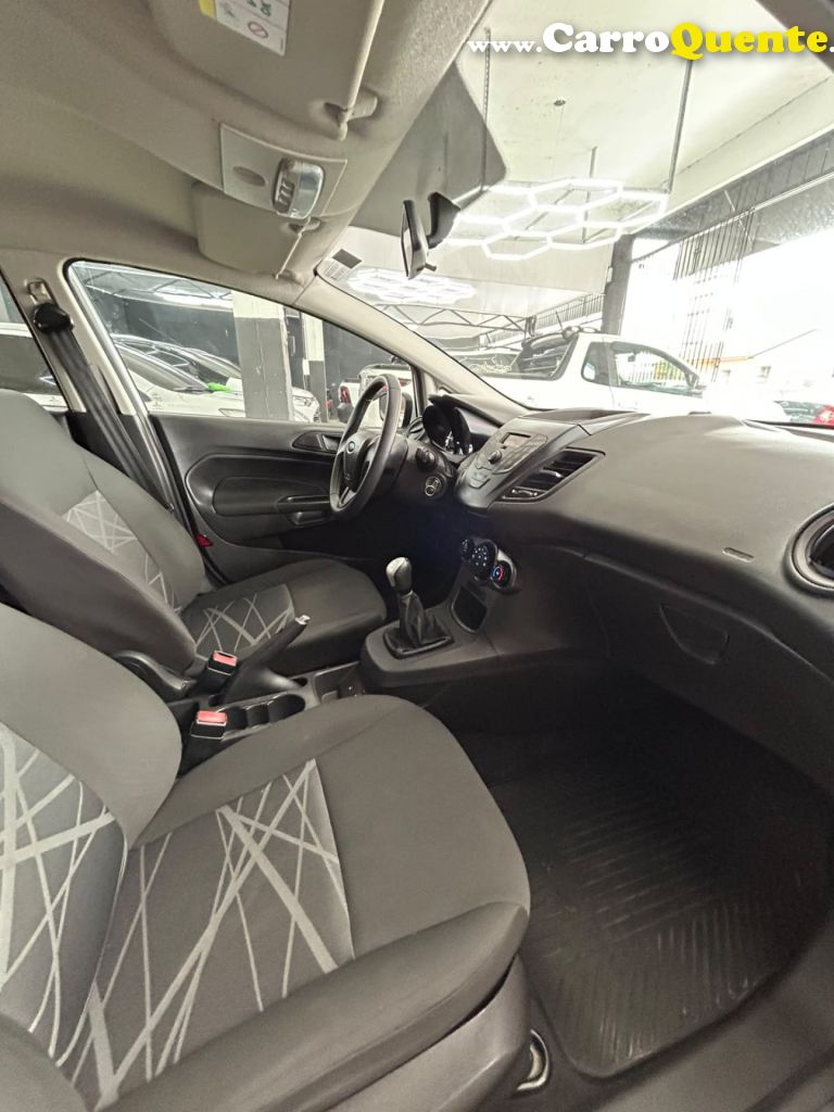 FORD   FIESTA 1.5 16V FLEX MEC. 5P   BRANCO 2015 1.5 FLEX - Loja