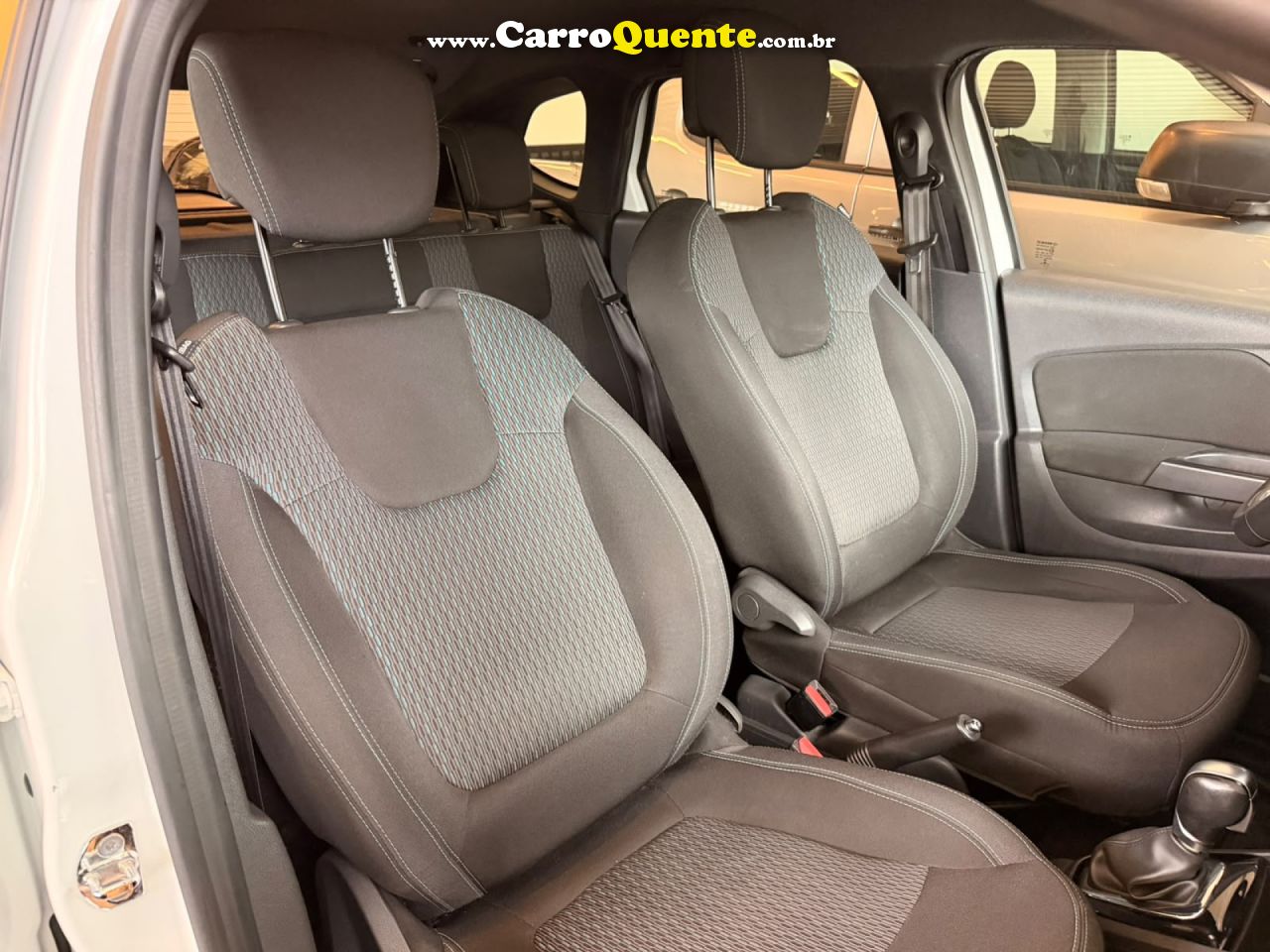 RENAULT   CAPTUR LIFE 1.6 16V FLEX 5P AUT.   BRANCO 2020 1.6 FLEX - Loja
