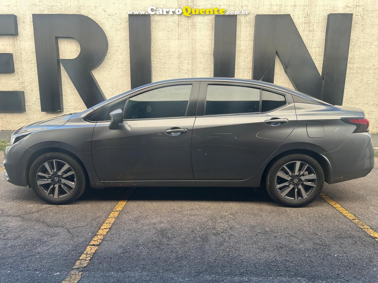 NISSAN   VERSA ADVANCE 1.6 16V FLEX AUT.   CINZA 2022 1.6 FLEX - Loja