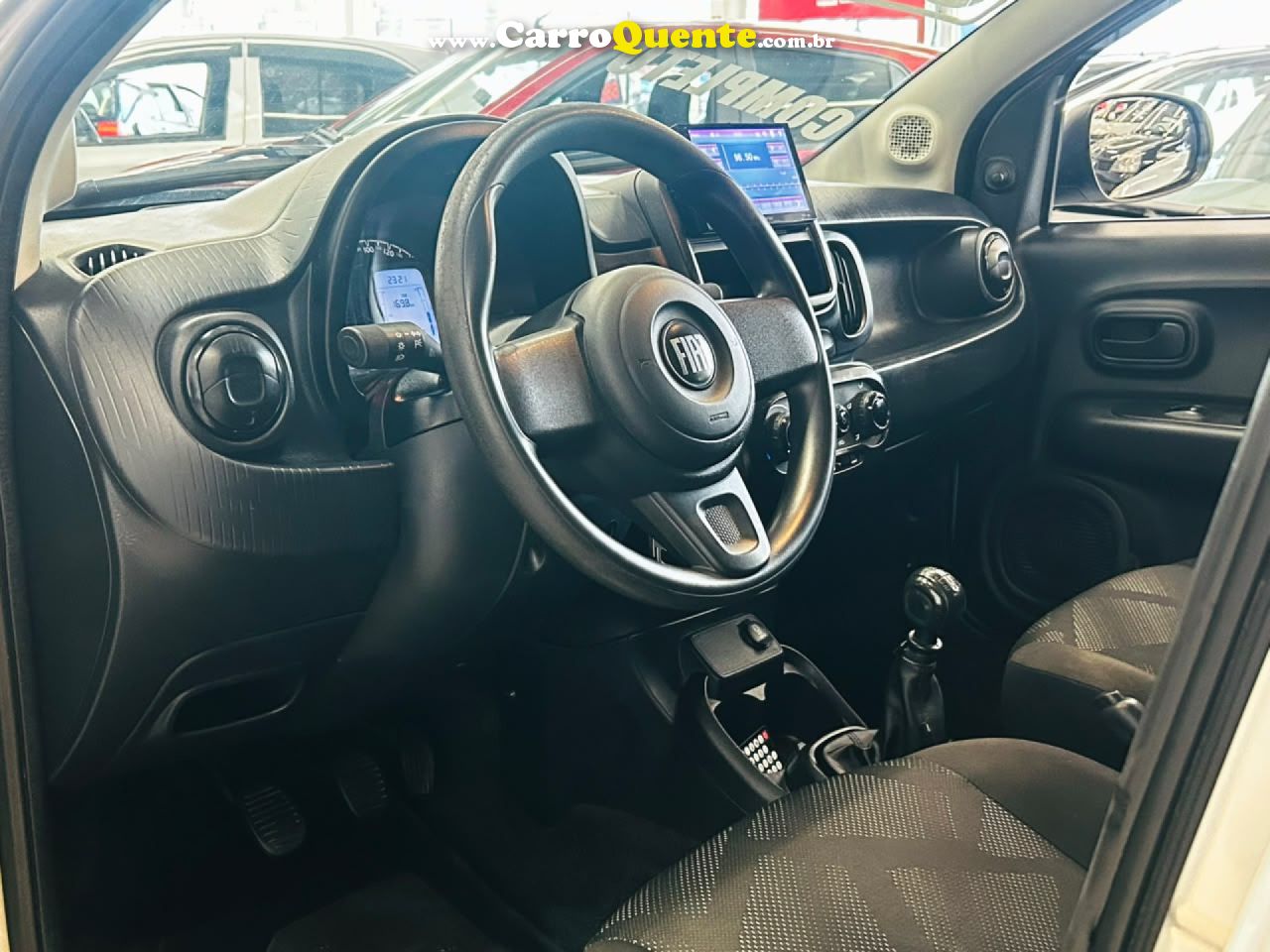 FIAT   MOBI LIKE 1.0 FIRE FLEX 5P.   PRATA 2022 1.0 FLEX - Loja