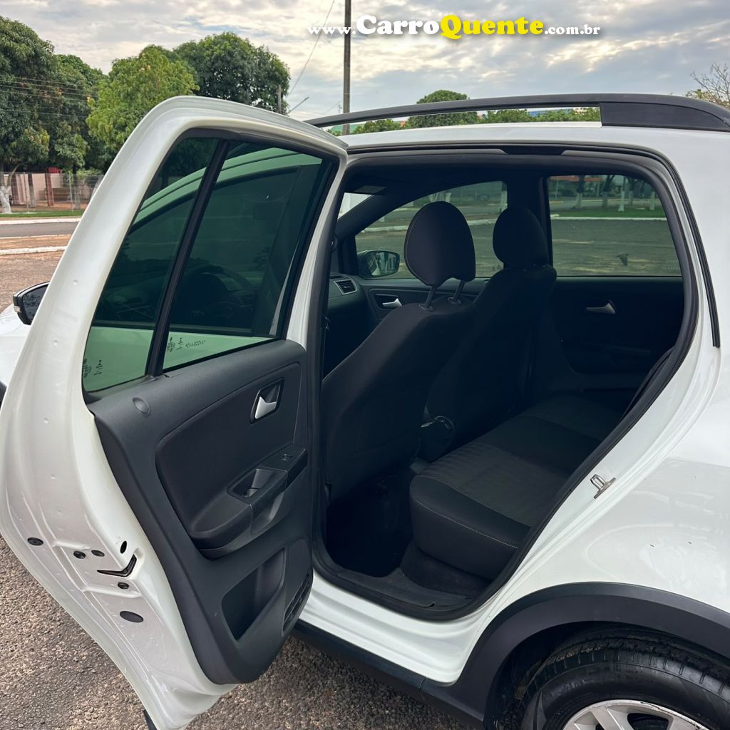 VOLKSWAGEN   FOX TRACK 1.0 FLEX 12V 5P   BRANCO 2018 1.0 FLEX - Loja