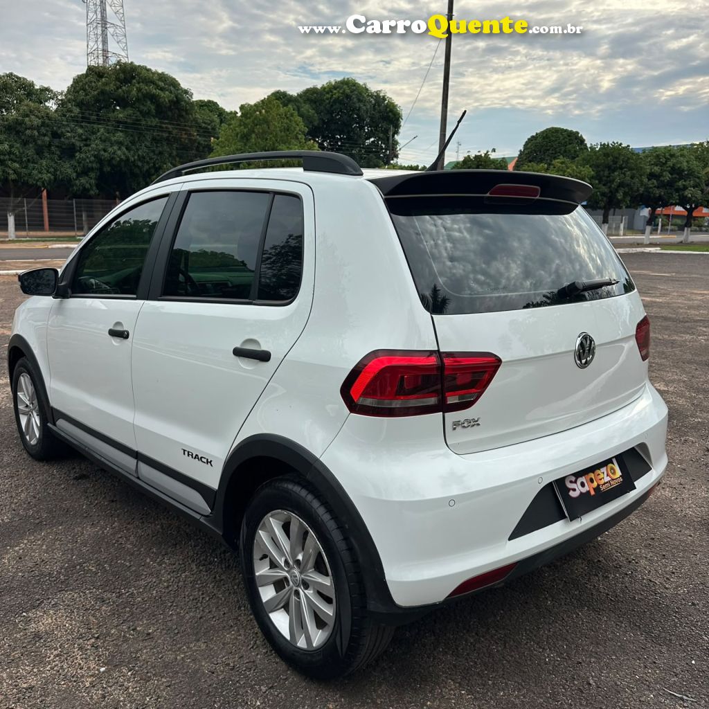 VOLKSWAGEN   FOX TRACK 1.0 FLEX 12V 5P   BRANCO 2018 1.0 FLEX - Loja