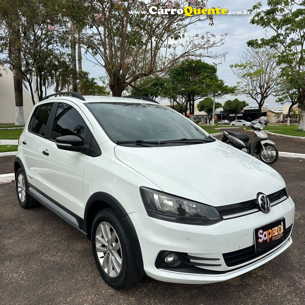 VOLKSWAGEN   FOX TRACK 1.0 FLEX 12V 5P   BRANCO 2018 1.0 FLEX - Loja
