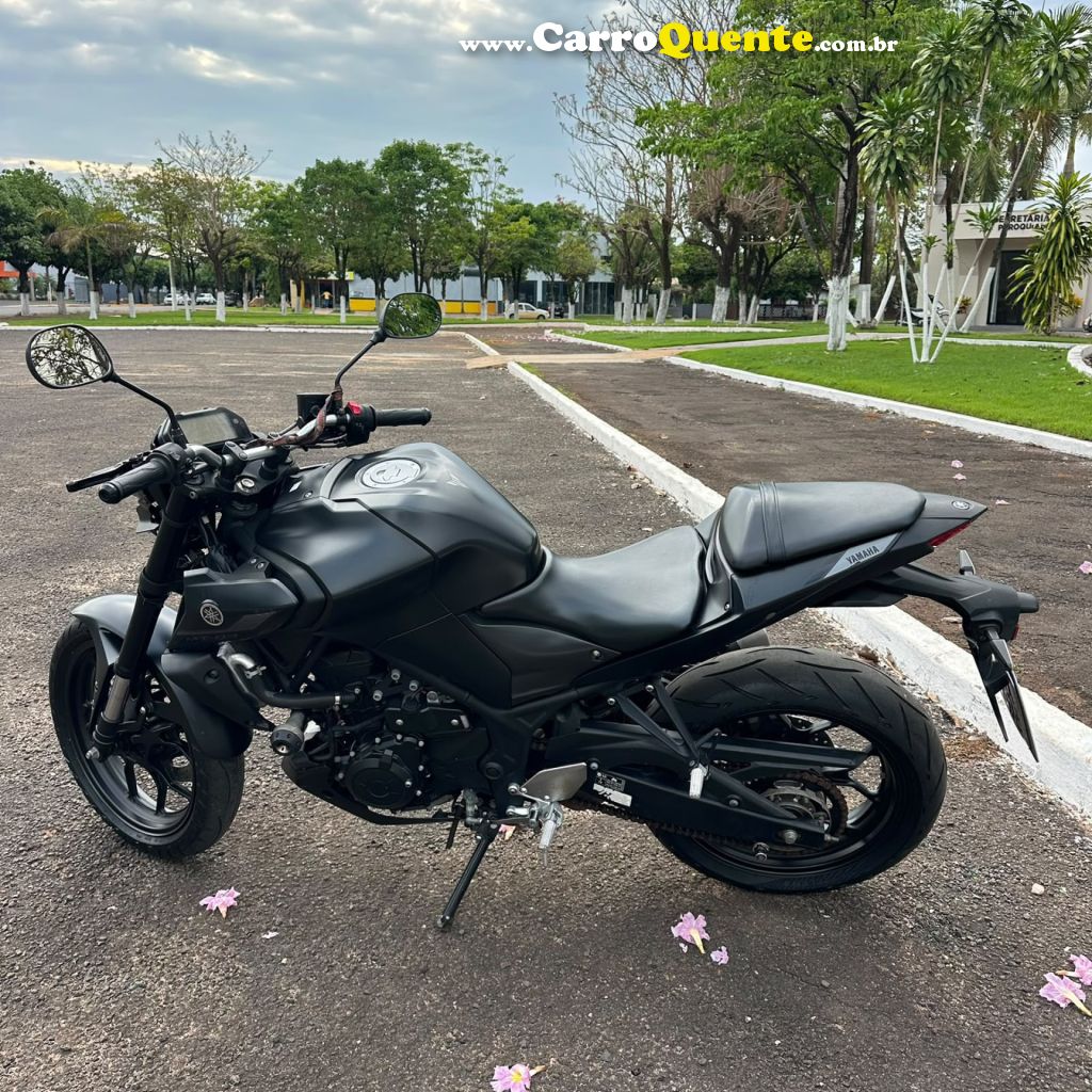 YAMAHA    MT03   PRETO 2023 330 GASOLINA - Loja