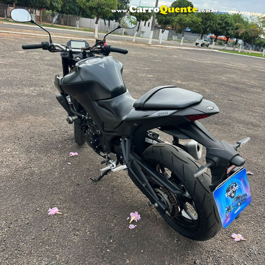YAMAHA    MT03   PRETO 2023 330 GASOLINA - Loja