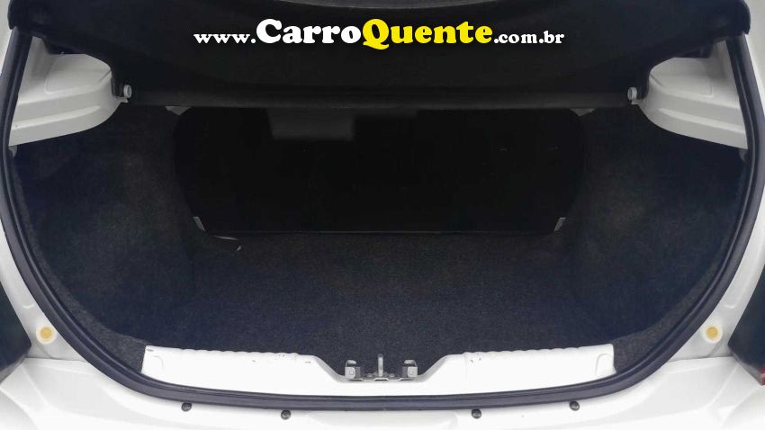 Volkswagen GOL 1.0 12V MPI TOTALFLEX 4P MANUAL - Loja
