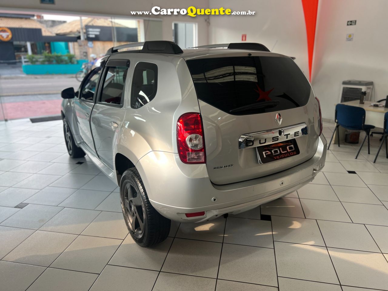 RENAULT DUSTER 1.6 DYNAMIQUE 4X2 16V 2014 - Loja