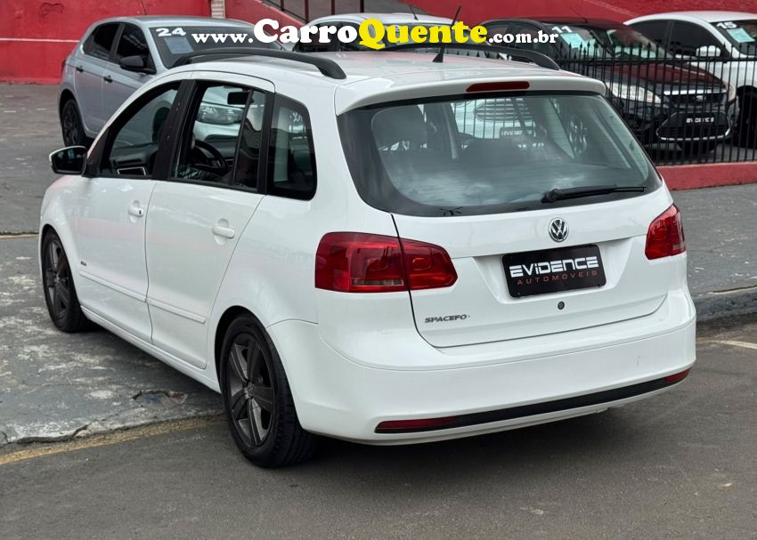 Volkswagen SPACEFOX 1.6 MI TREND 8V FLEX 4P MANUAL - Loja