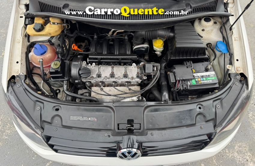 Volkswagen SPACEFOX 1.6 MI TREND 8V FLEX 4P MANUAL - Loja