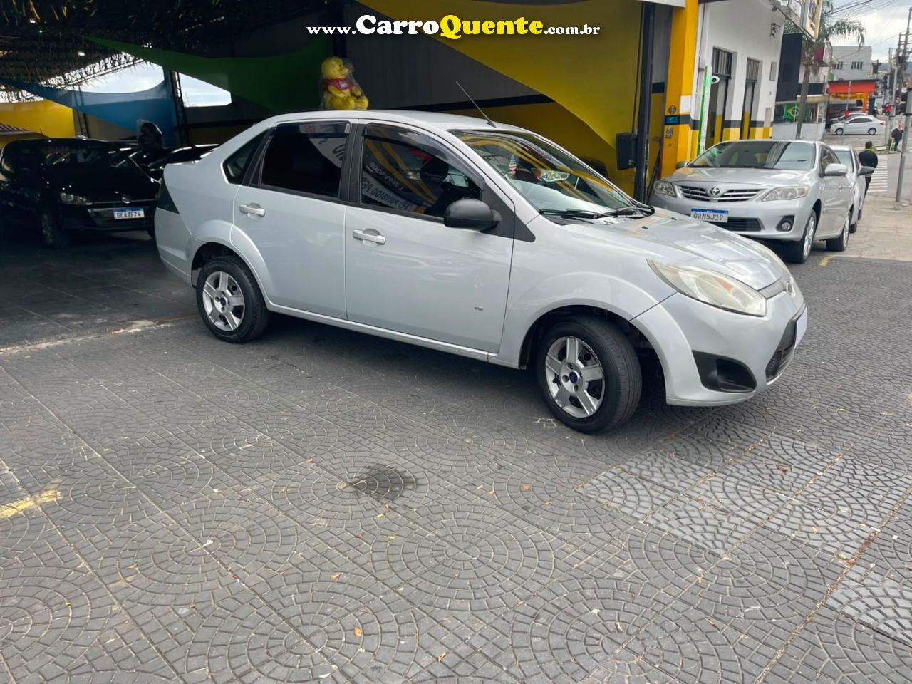 FORD FIESTA 1.6 ROCAM SEDAN 8V 2014 - Loja