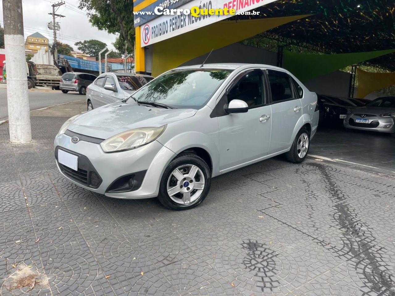 FORD FIESTA 1.6 ROCAM SEDAN 8V 2014 - Loja