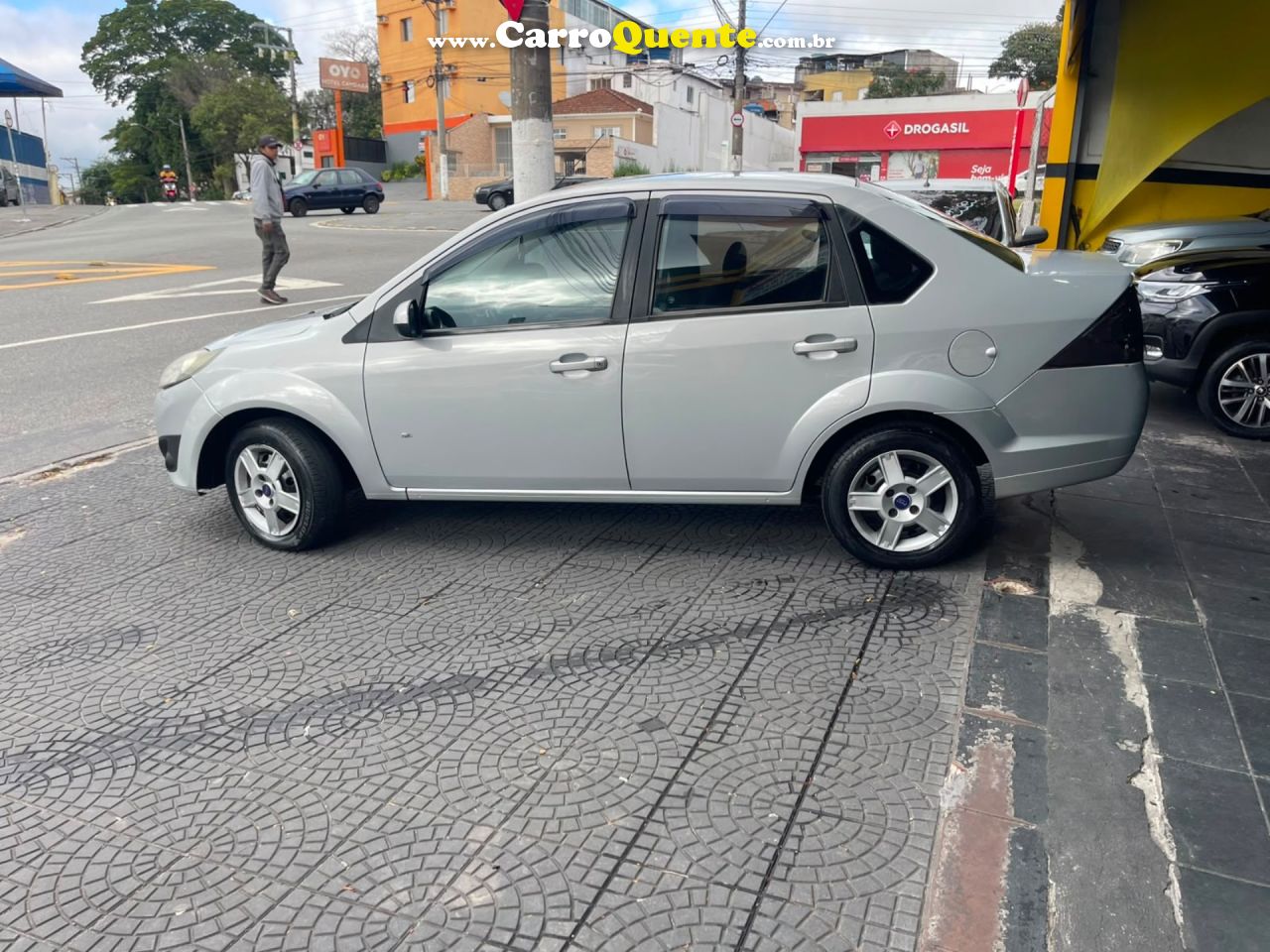 FORD FIESTA 1.6 ROCAM SEDAN 8V 2014 - Loja