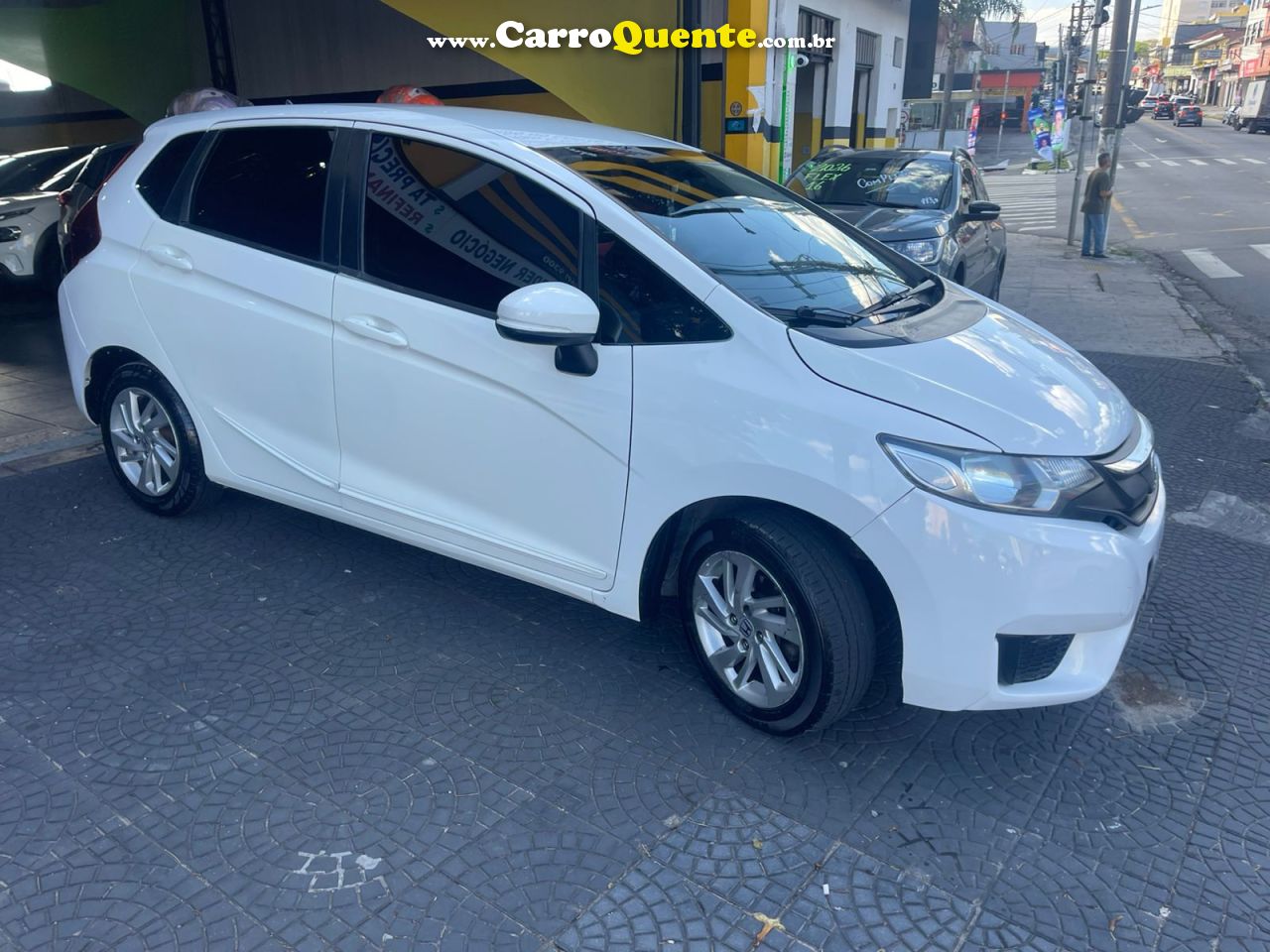 HONDA FIT 1.5 LX 16V 2015 - Loja