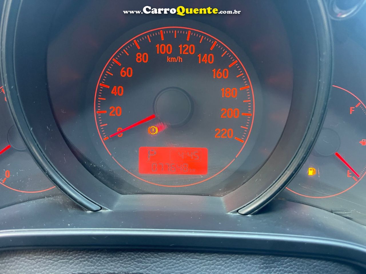 HONDA FIT 1.5 LX 16V 2015 - Loja