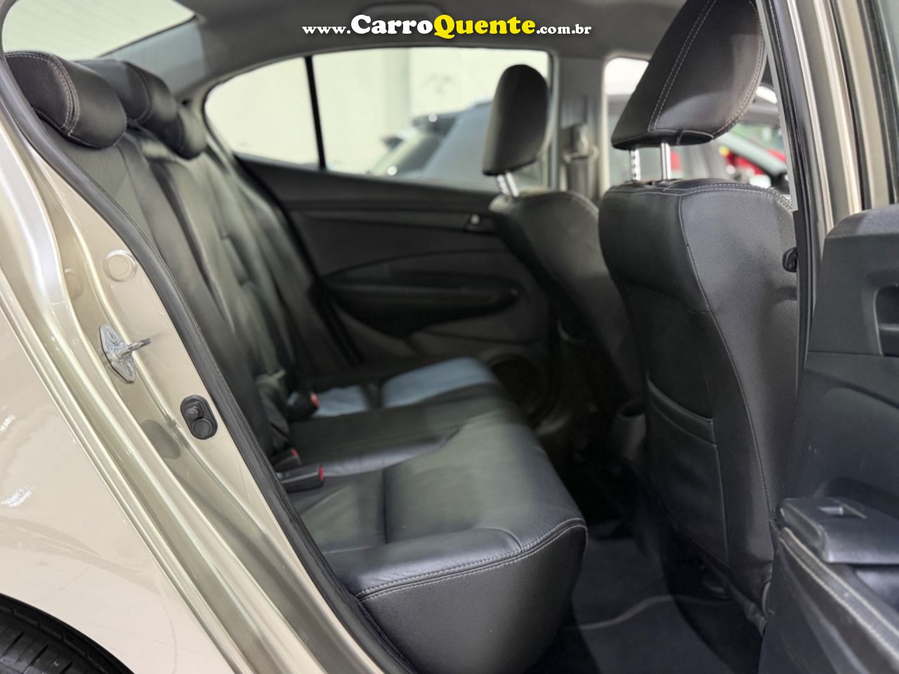 HONDA CITY 1.5 DX 16V 2011 - Loja