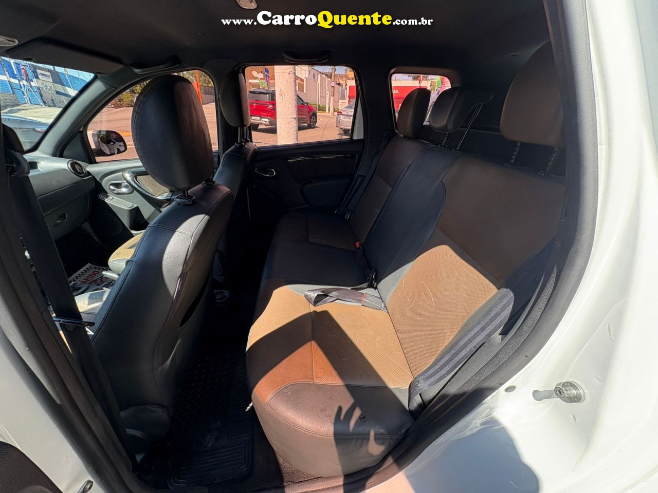 RENAULT DUSTER 2.0 DYNAMIQUE 4X2 16V 2016 - Loja