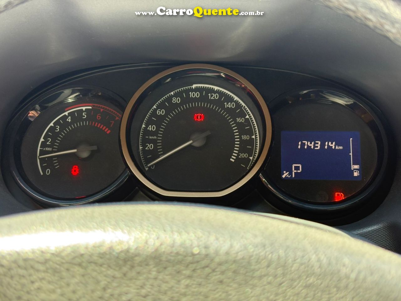 RENAULT DUSTER 2.0 DYNAMIQUE 4X2 16V 2016 - Loja