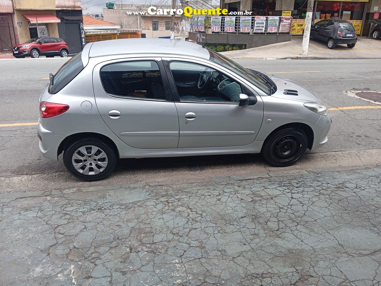 PEUGEOT 207 1.4 XR 8V 2011 - Loja