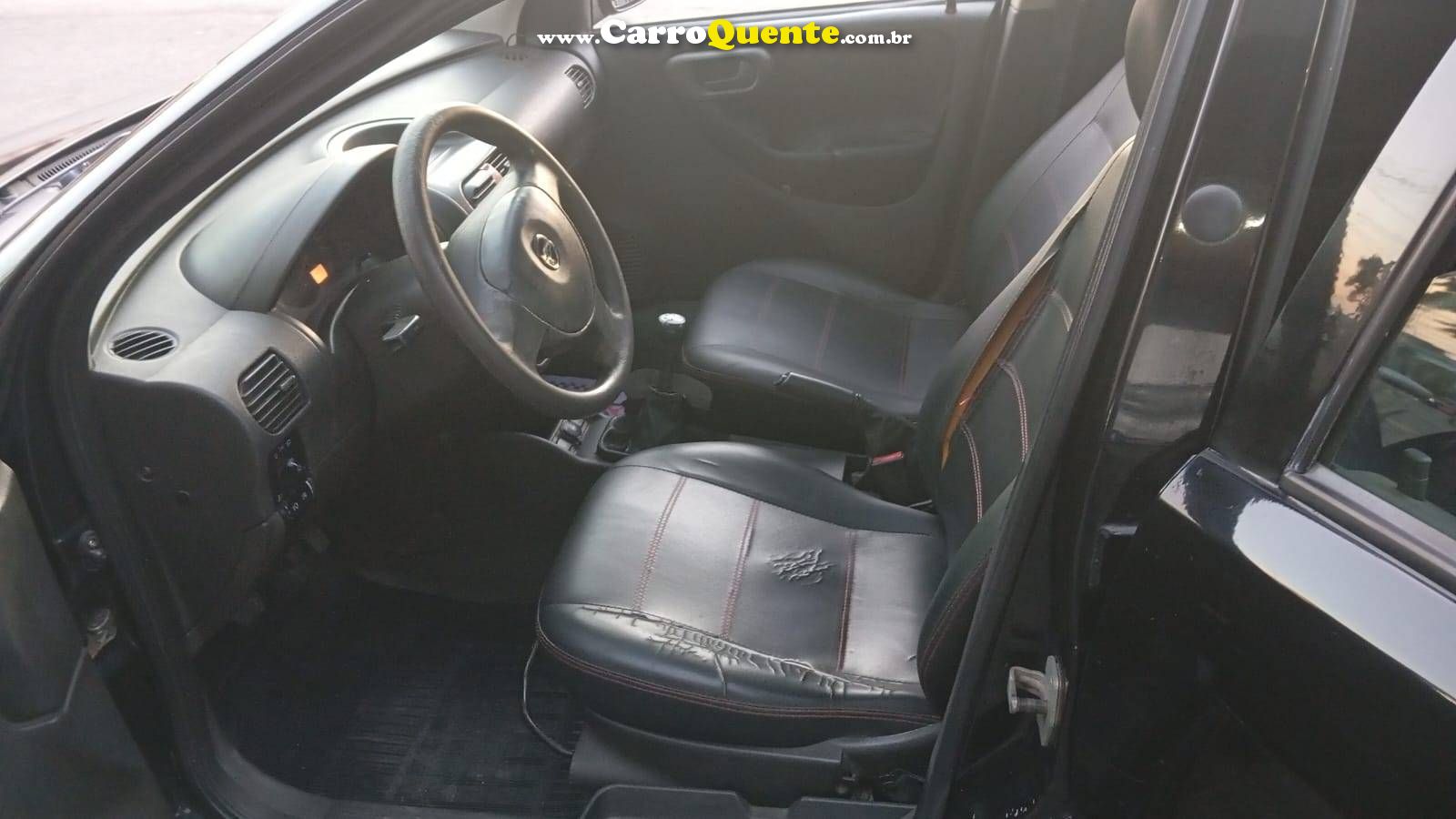 CHEVROLET CORSA 1.8 MPFI MAXX SEDAN 8V 2006 - Loja