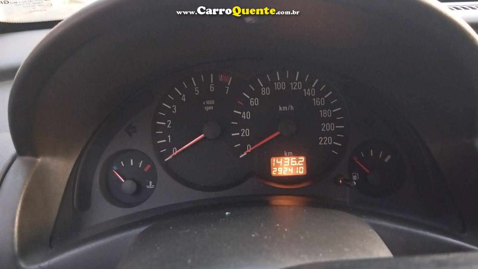 CHEVROLET CORSA 1.8 MPFI MAXX SEDAN 8V 2006 - Loja