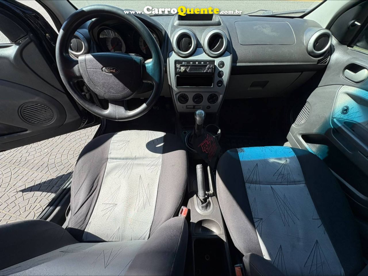 FORD FIESTA 1.0 MPI HATCH 8V 2009 - Loja