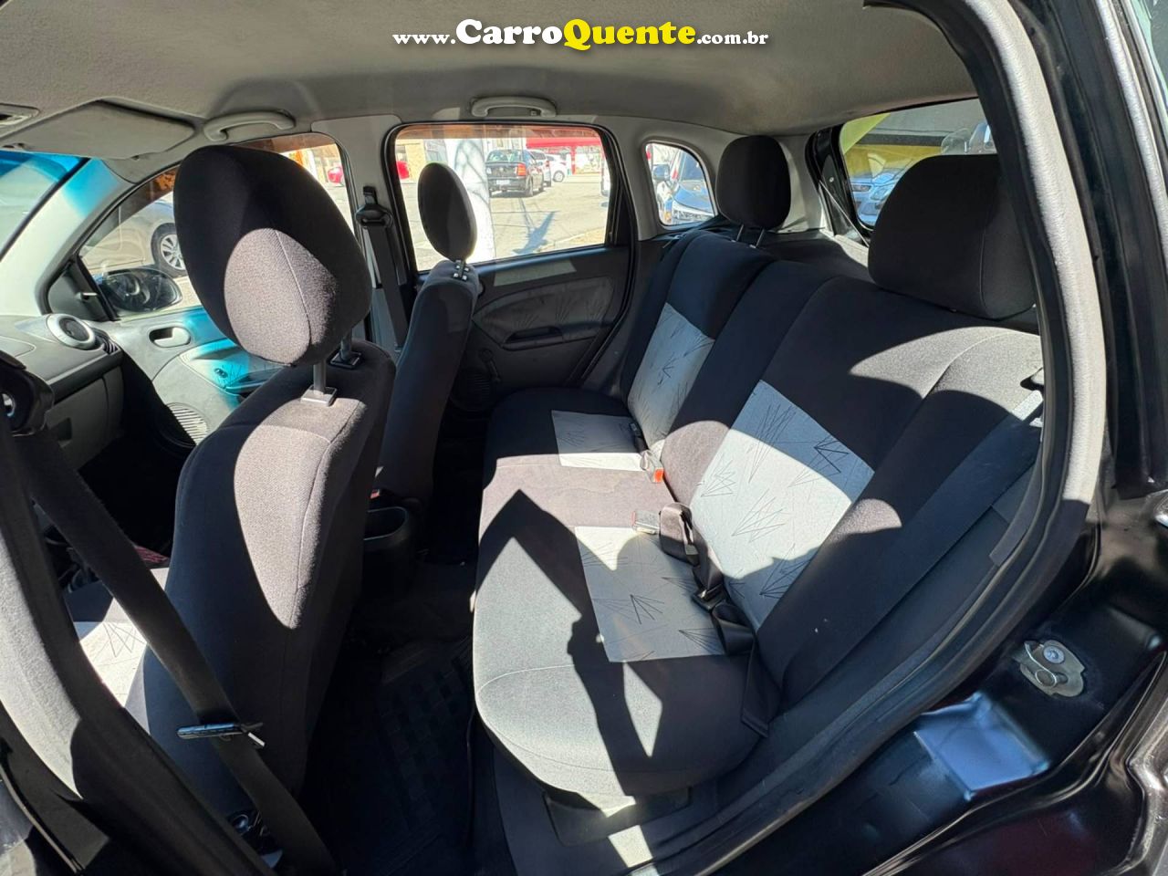 FORD FIESTA 1.0 MPI HATCH 8V 2009 - Loja