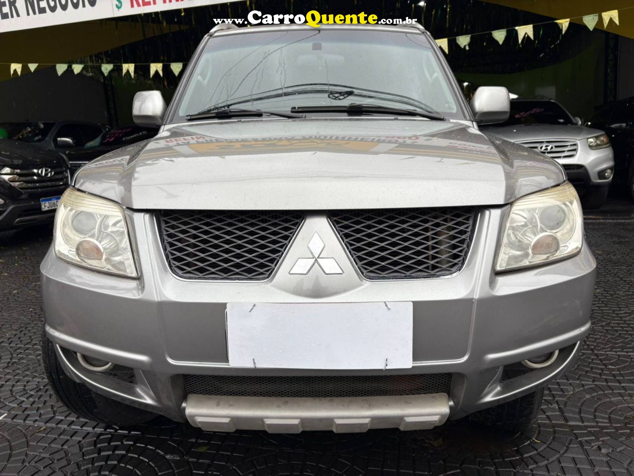 MITSUBISHI PAJERO TR4 2.0 GLS 4X4 16V 2012 - Loja