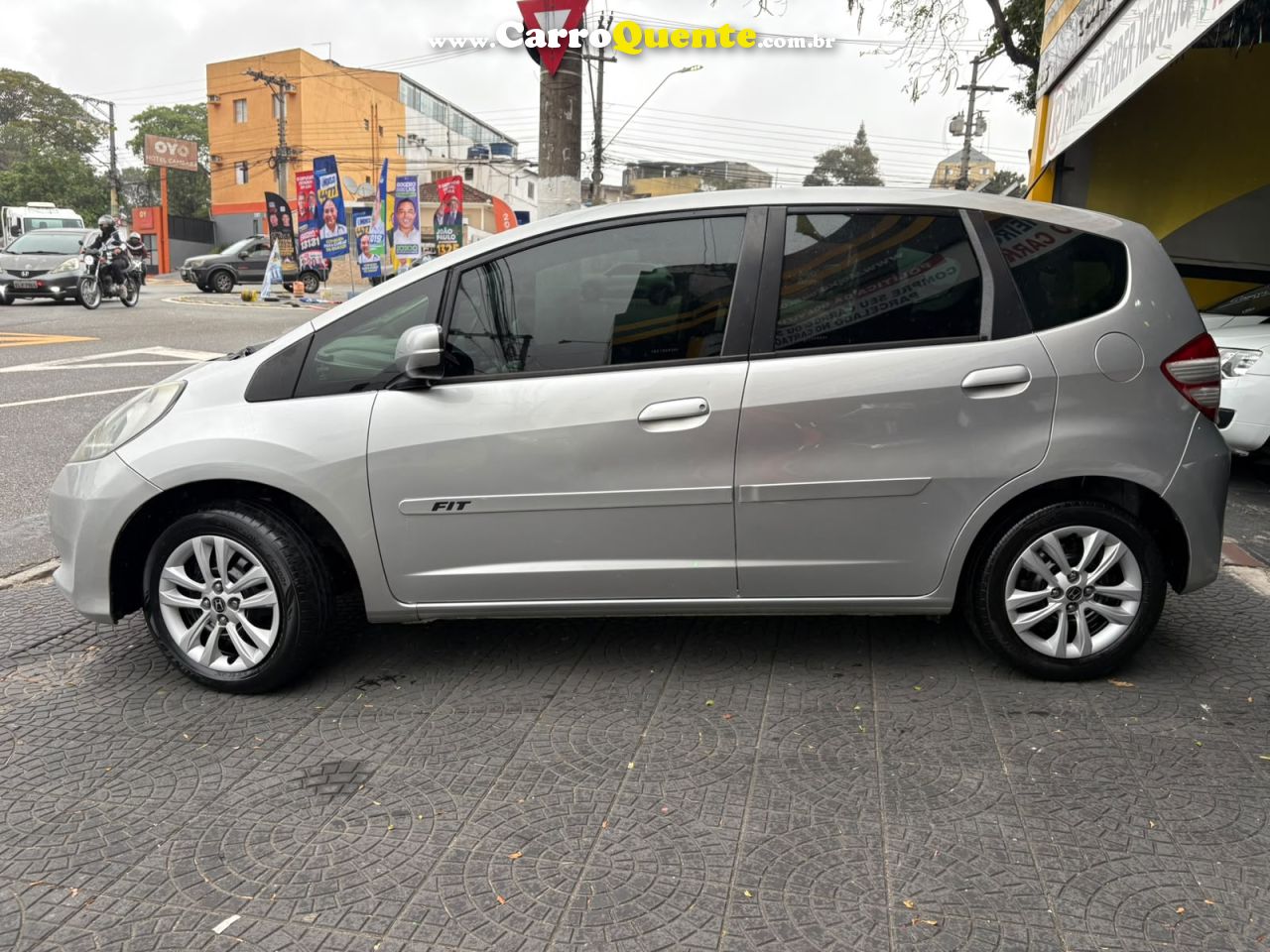 HONDA FIT 1.4 DX 16V 2014 - Loja