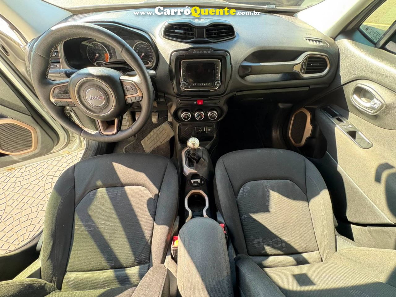 JEEP RENEGADE 1.8 16V SPORT 2016 - Loja