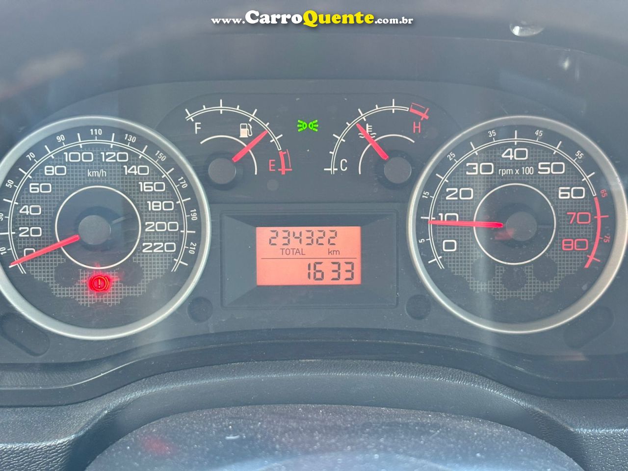 FIAT IDEA 1.4 MPI ATTRACTIVE 8V 2013 - Loja