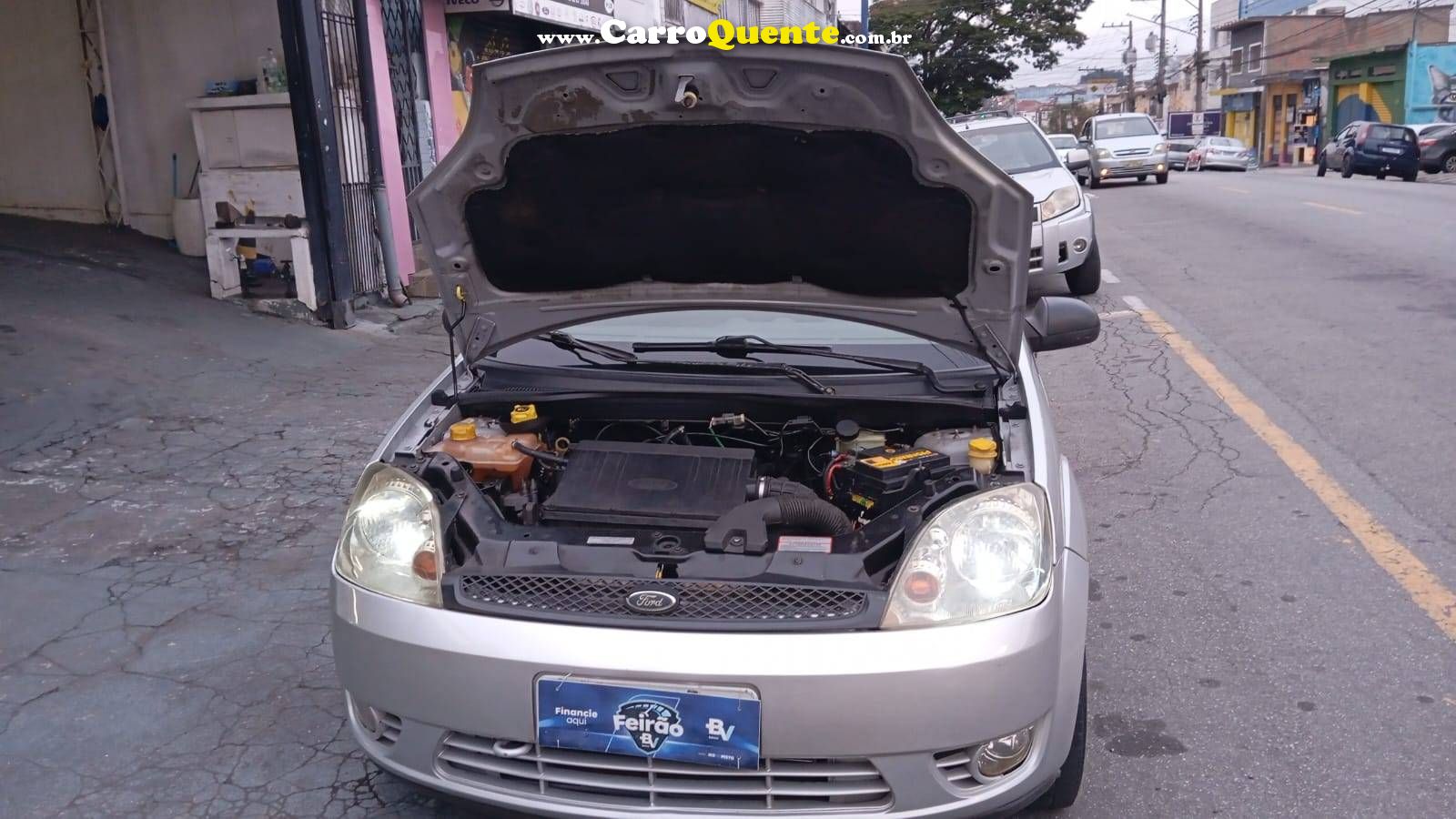FORD FIESTA 1.6 MPI SEDAN 8V 2005 - Loja