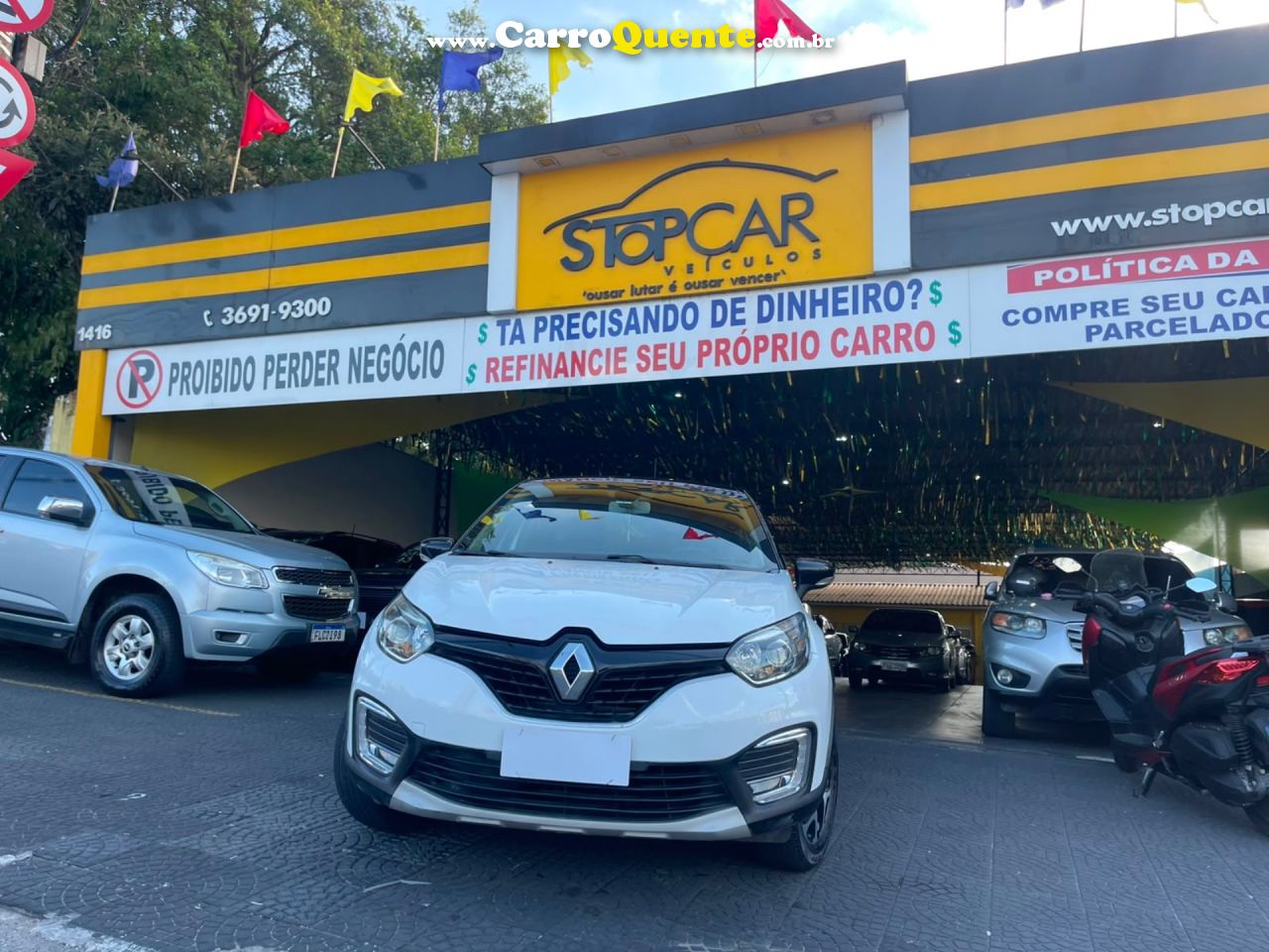 RENAULT CAPTUR 1.6 16V SCE INTENSE 2019 - Loja