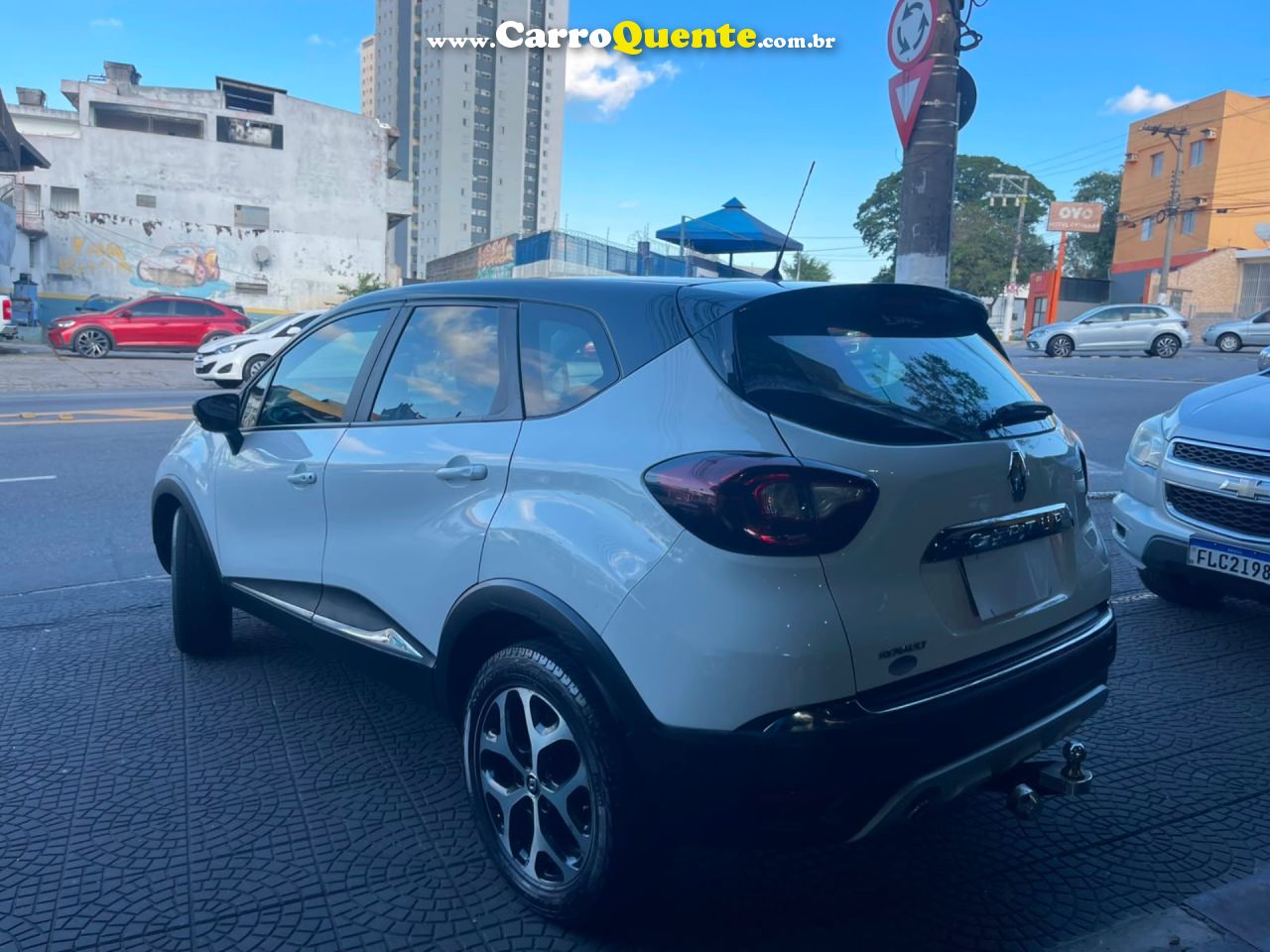 RENAULT CAPTUR 1.6 16V SCE INTENSE 2019 - Loja