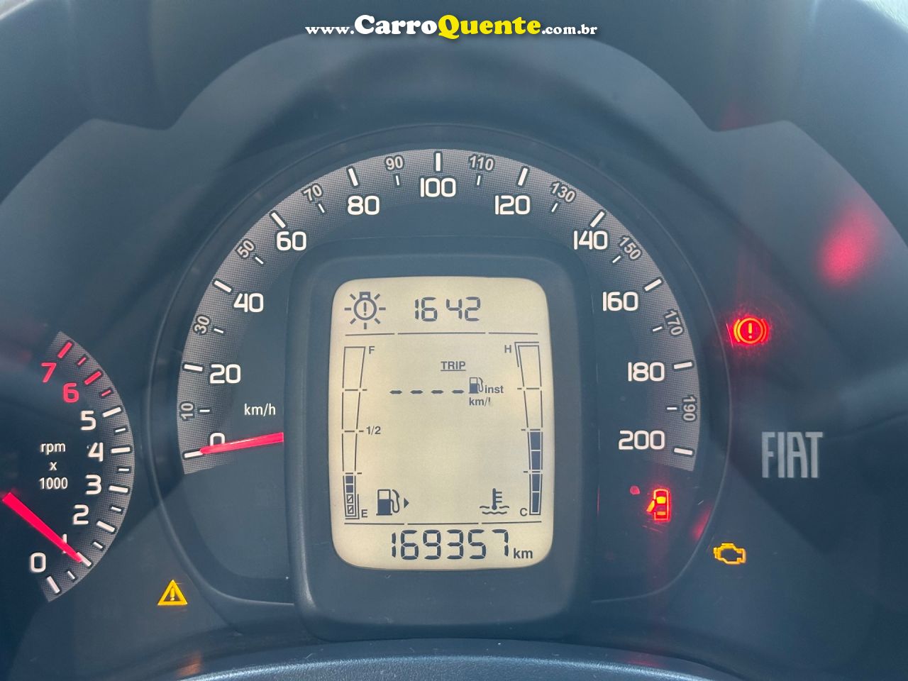 FIAT UNO 1.0 FIREFLY WAY 2018 - Loja