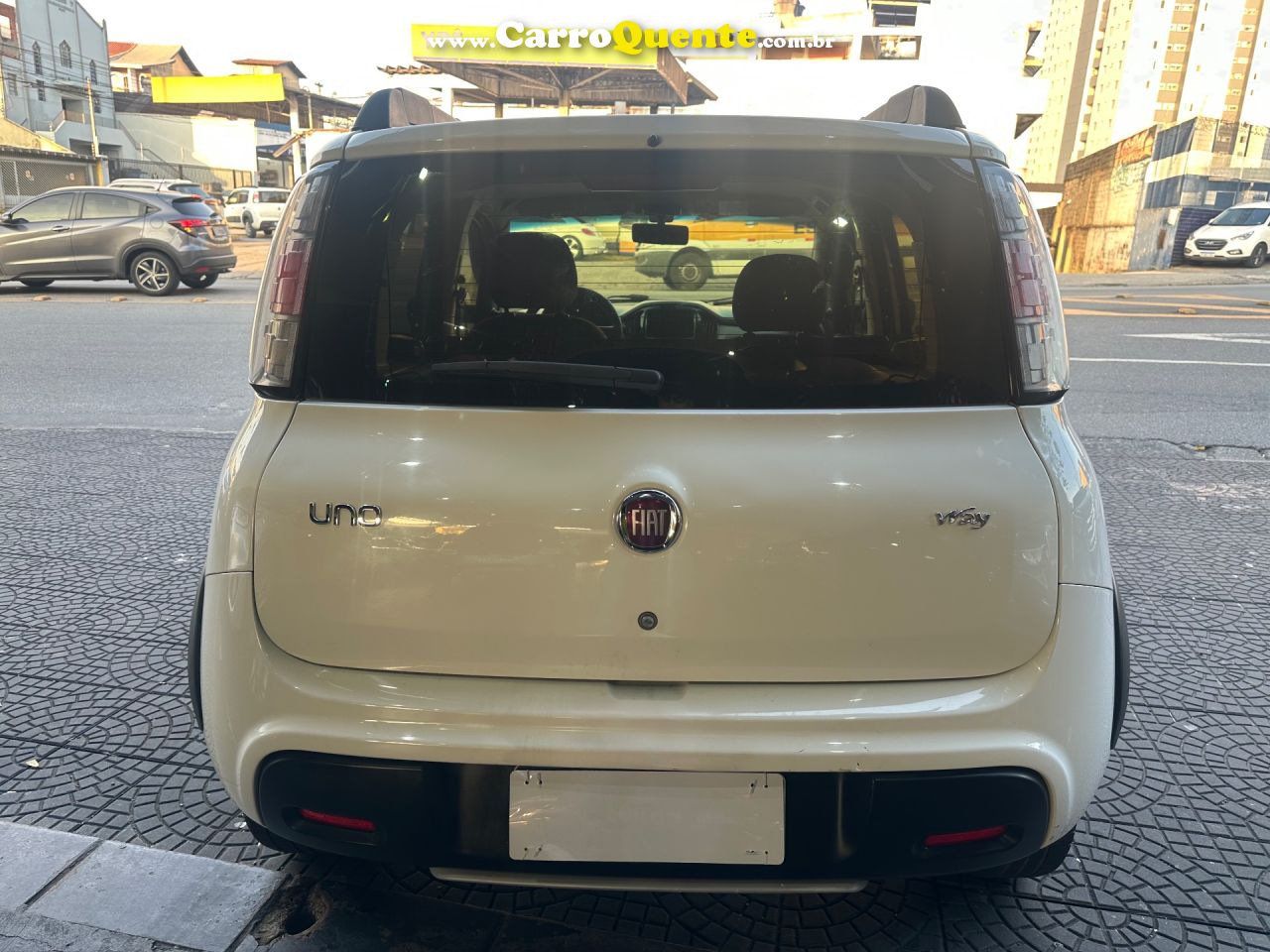 FIAT UNO 1.0 FIREFLY WAY 2018 - Loja