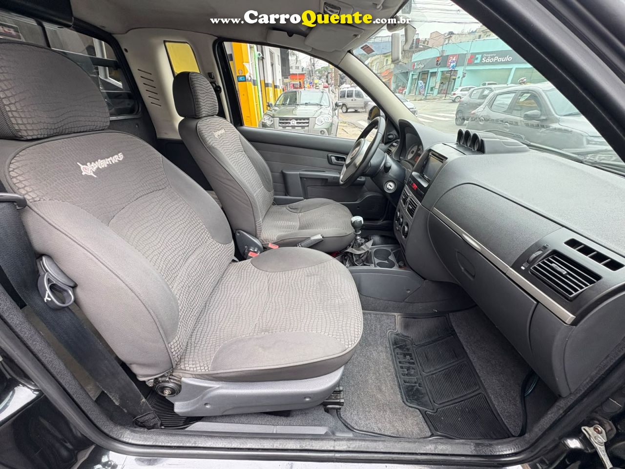 FIAT STRADA 1.8 MPI ADVENTURE LOCKER CE 16V 2011 - Loja