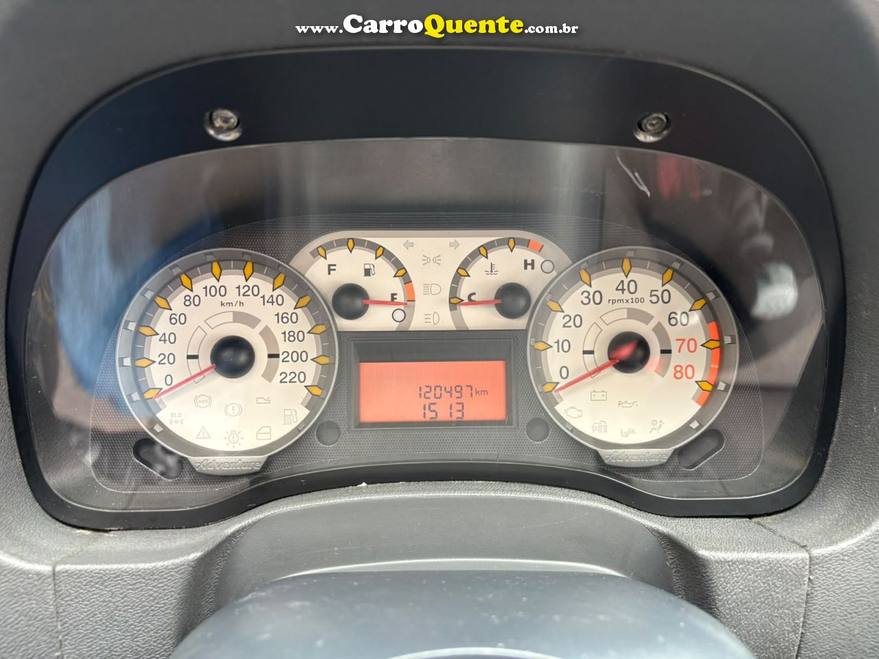 FIAT STRADA 1.8 MPI ADVENTURE LOCKER CE 16V 2011 - Loja