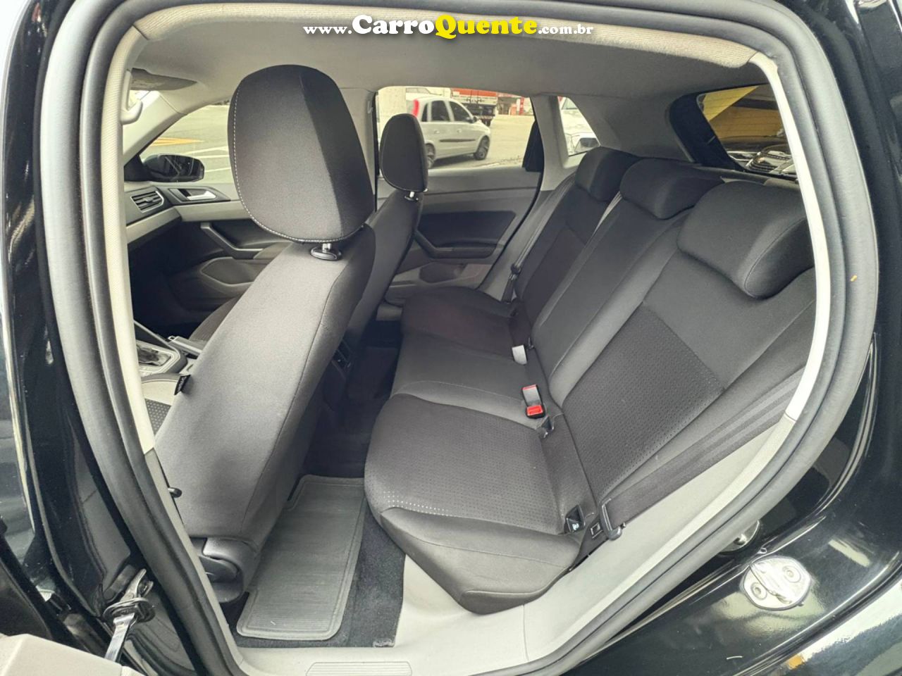 VOLKSWAGEN POLO 1.0 200 TSI COMFORTLINE 2020 - Loja