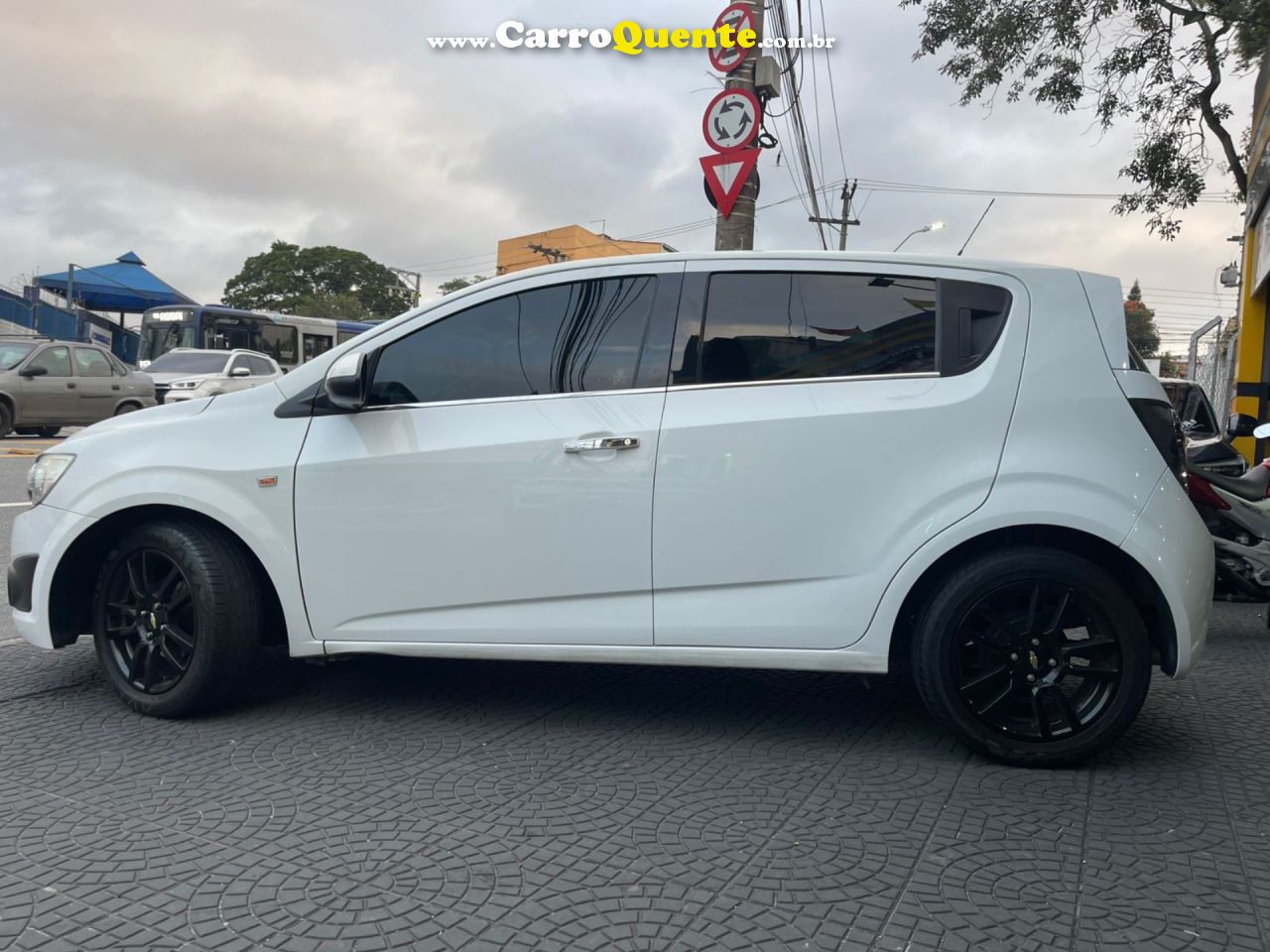 CHEVROLET SONIC 1.6 LTZ 16V 2014 - Loja