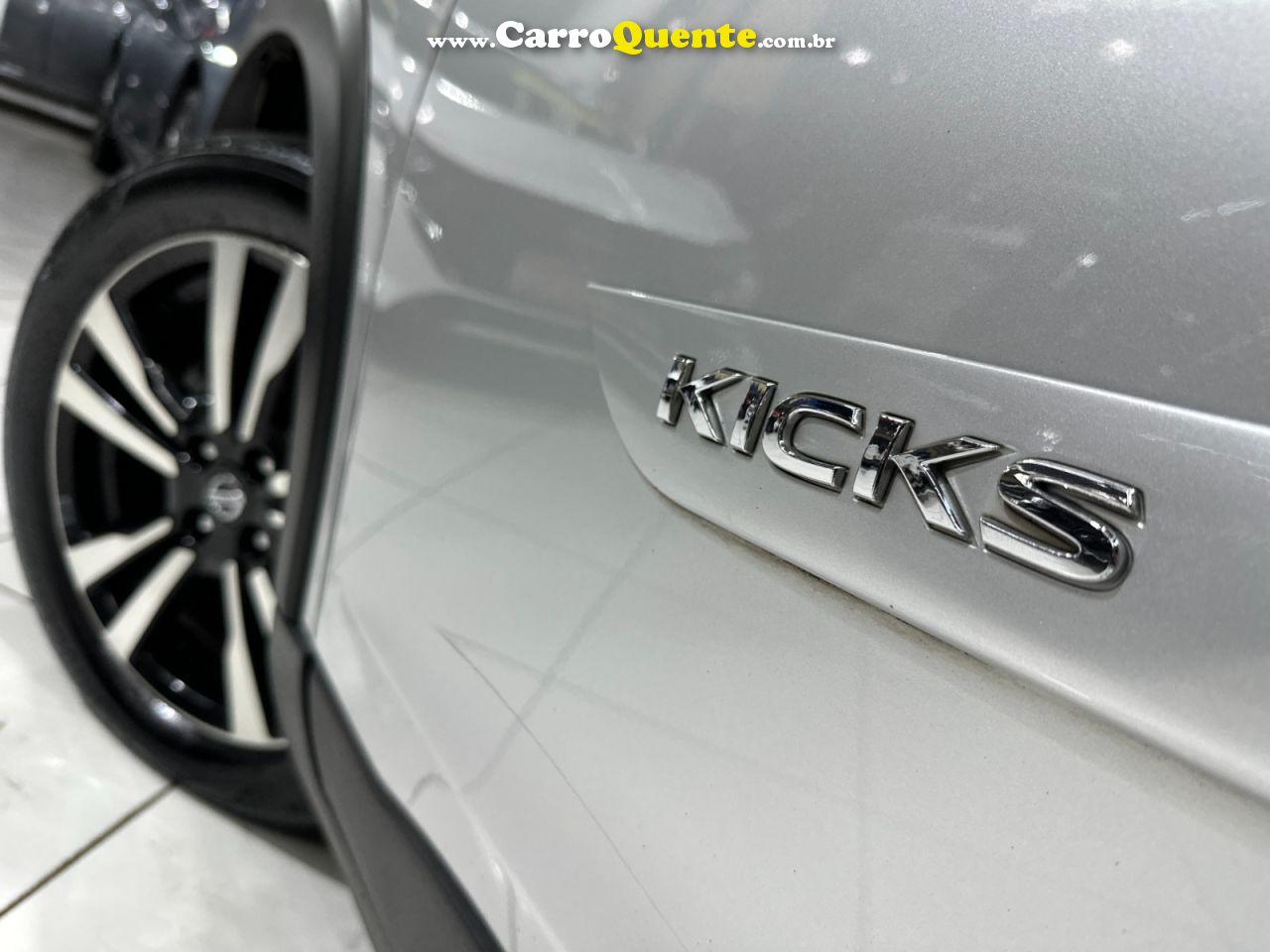 NISSAN KICKS 1.6 16V EXCLUSIVE 2022 - Loja