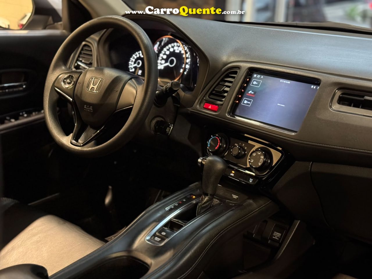 HONDA HR-V 1.8 16V LX 2017 - Loja