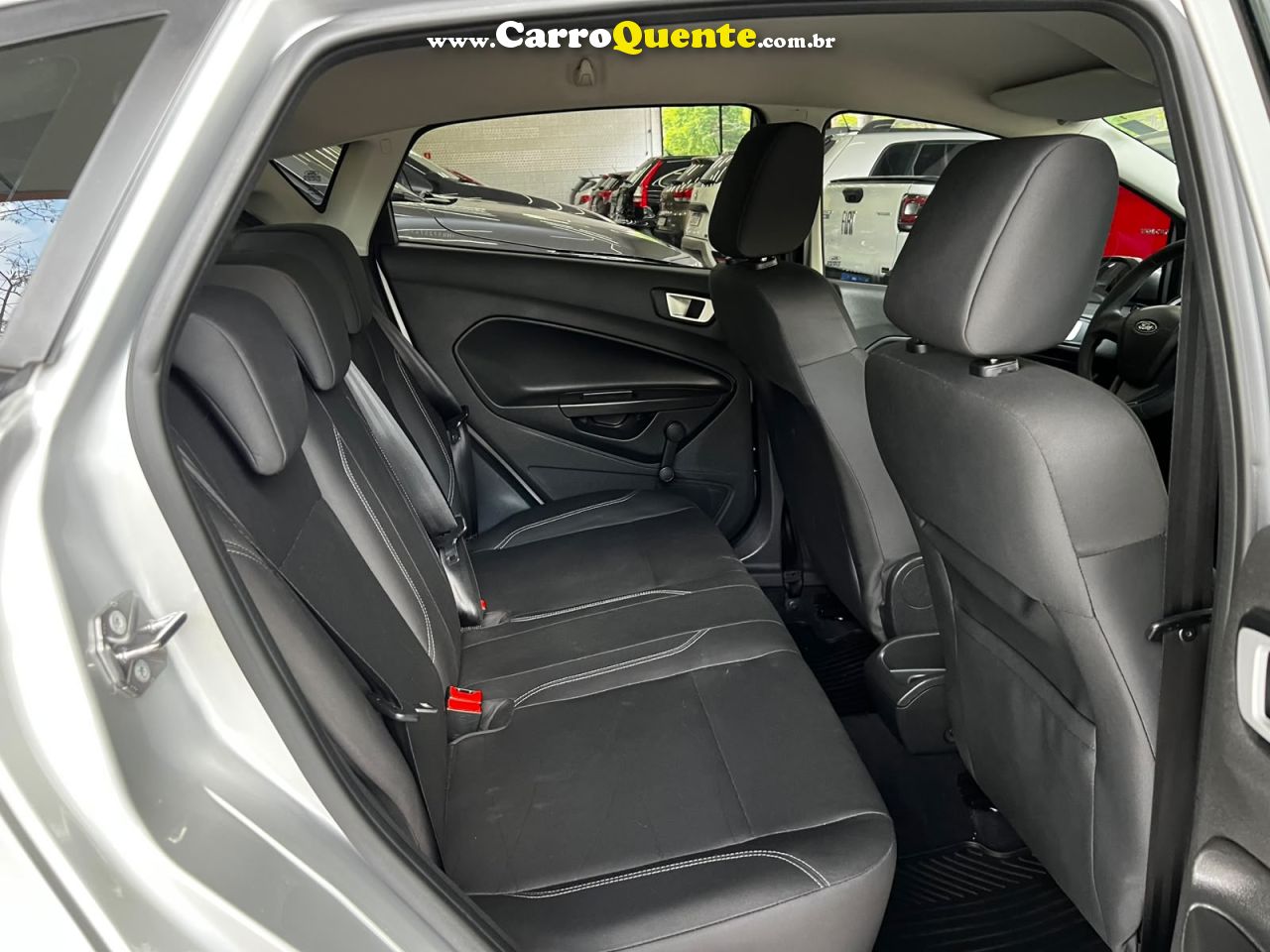 FORD FIESTA 1.6 SE HATCH 16V 2017 - Loja