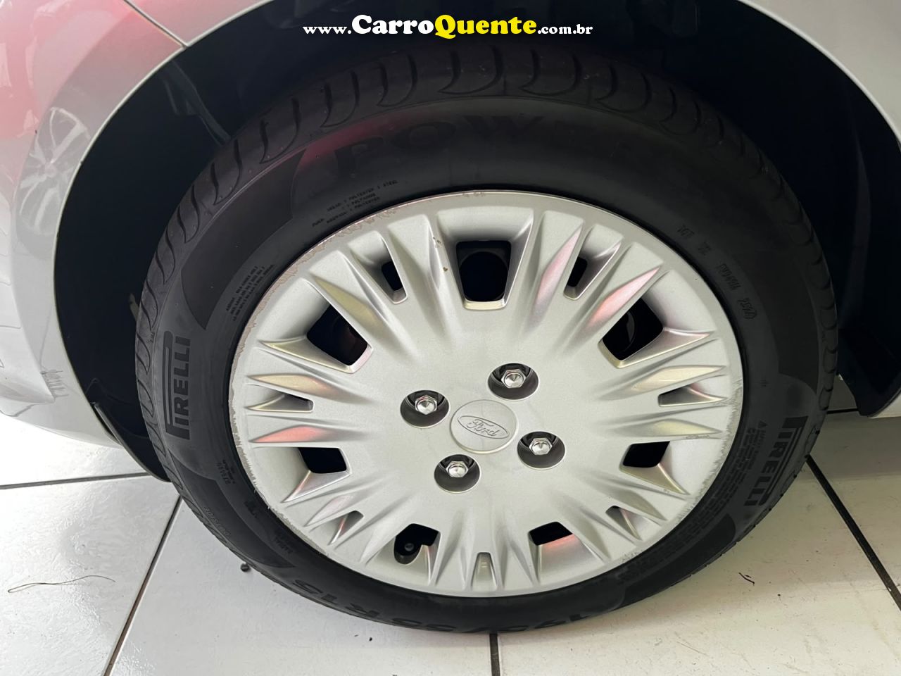 FORD FIESTA 1.6 SE HATCH 16V 2017 - Loja