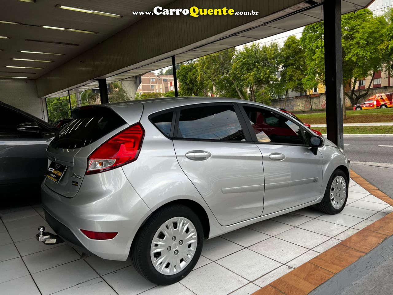 FORD FIESTA 1.6 SE HATCH 16V 2017 - Loja
