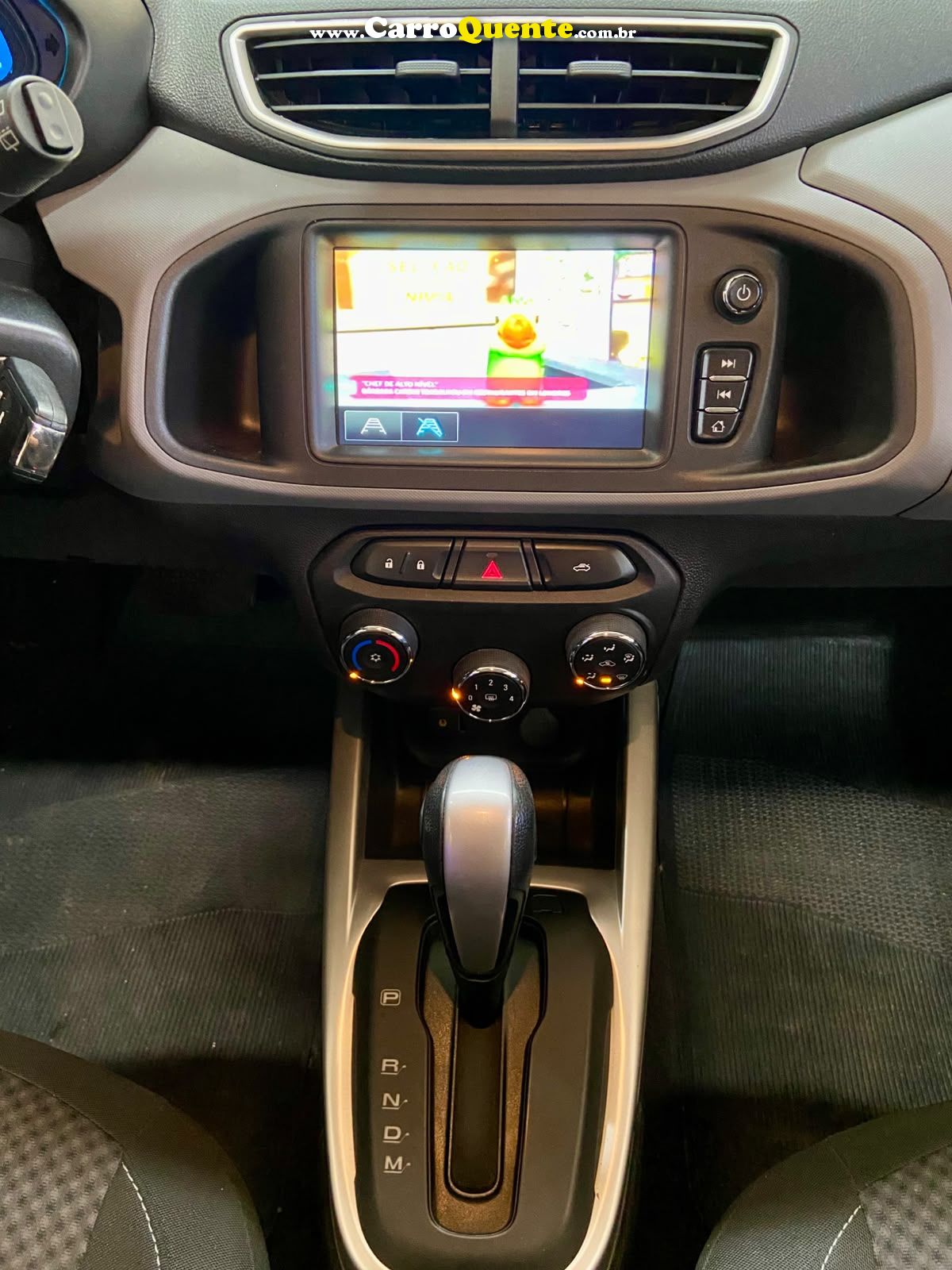 CHEVROLET ONIX 1.0 MPFI LT 8V 2018 - Loja