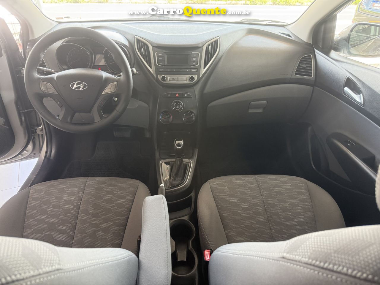 HYUNDAI   HB20S C.STYLEC.PLUS1.6 FLEX 16V AUT. 4P   PRATA 2018 1.6 FLEX - Loja