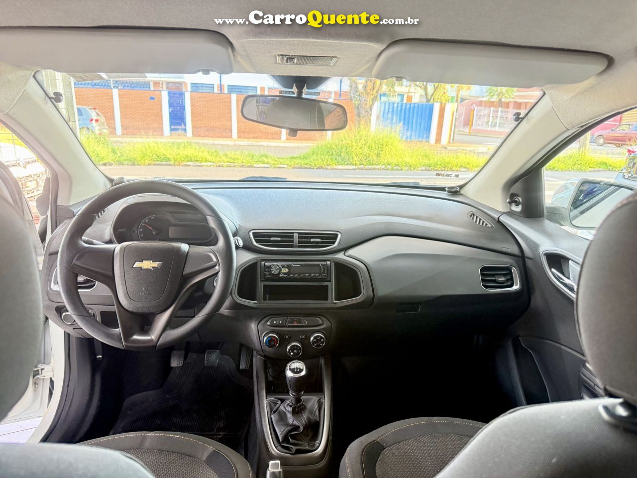 CHEVROLET   ONIX HATCH LT 1.0 8V FLEXPOWER 5P MEC.   BRANCO 2013 1.0 FLEX - Loja