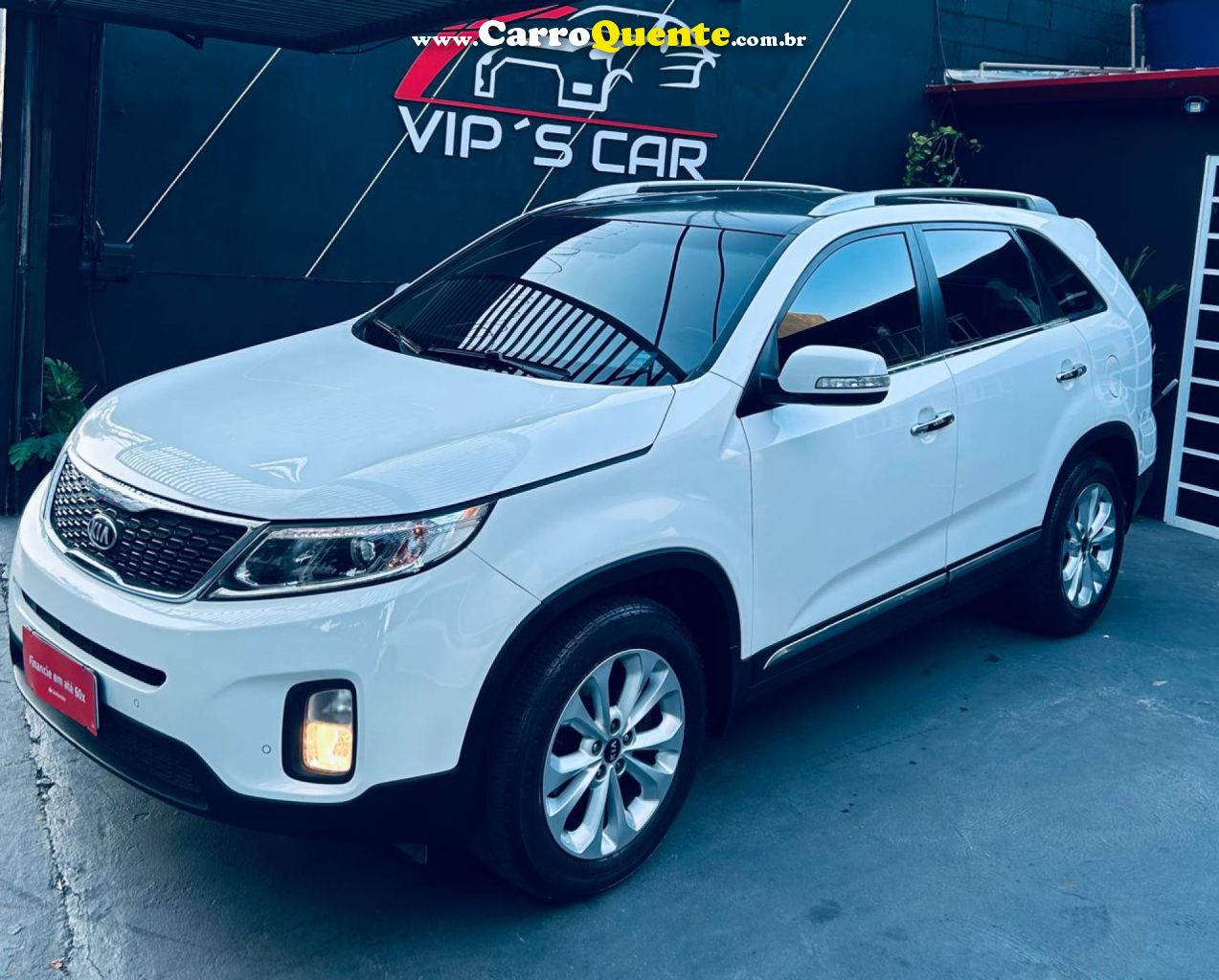 KIA   SORENTO 2.4 16V 4X2 AUT.   BRANCO 2015 2.4 GASOLINA - Loja