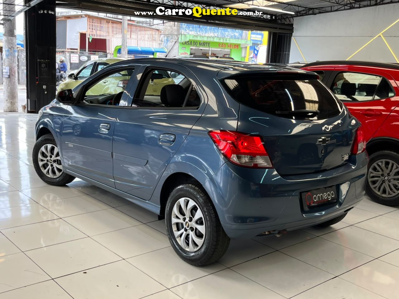CHEVROLET   ONIX HATCH LT 1.0 8V FLEXPOWER 5P MEC.   AZUL 2015 1.0 FLEX - Loja