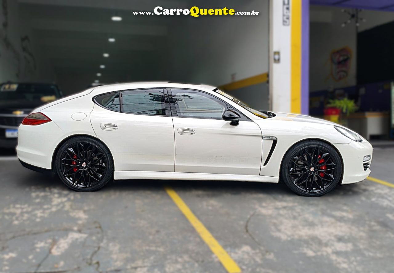 PORSCHE   PANAMERA 4S 4.8 400CV   BRANCO 2011 4.8 GASOLINA - Loja